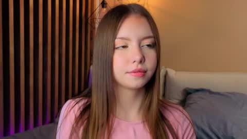 Snapshot of milaice chatting on April 2026 03:14:02 PM Mila online show from April 2026 03:14:02 PM