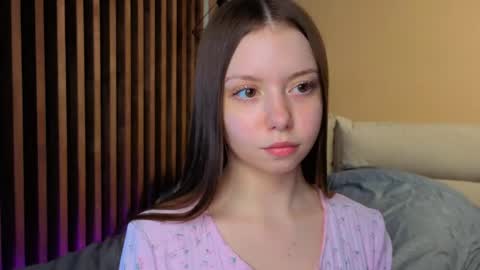 Snapshot of milaice chatting on May 2026 01:10:02 PM Mila online show from May 2026 01:10:02 PM