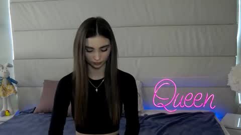 Snapshot of milalick chatting on April 2026 10:02:01 AM milalick online show from April 2026 10:02:01 AM