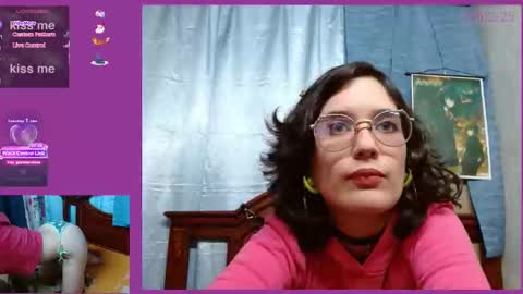 Snapshot of milalunala chatting on February 2025 01:46:02 AM Mila-Lunala online show from February 2025 01:46:02 AM