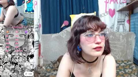Snapshot of milalunala chatting on September 2025 06:57:02 PM Mila-Lunala online show from September 2025 06:57:02 PM