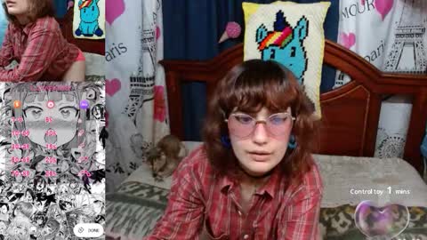 Snapshot of milalunala chatting on October 2025 10:32:02 PM Mila-Lunala online show from October 2025 10:32:02 PM