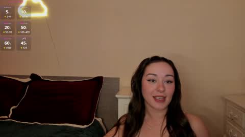 Snapshot of milamaee chatting on April 2026 01:03:01 AM Mila Mae online show from April 2026 01:03:01 AM