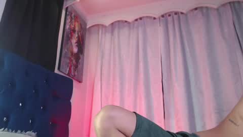 Snapshot of milan_anxel chatting on May 2026 01:33:01 AM Milan Anxel online show from May 2026 01:33:01 AM