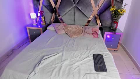 Milan  online show from March 2026 11:49:02 AM