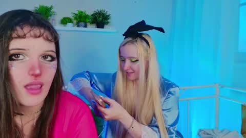 Milana online show from December 2025 07:14:02 AM