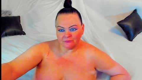 Lana online show from December 2024 10:36:02 PM