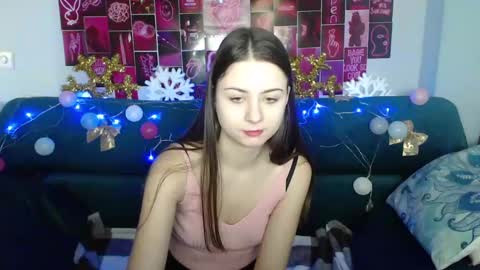 Snapshot of milanaroz chatting on January 2025 05:48:01 AM milanaroz online show from January 2025 05:48:01 AM
