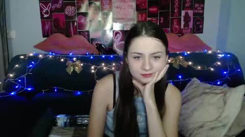 Snapshot of milanaroz chatting on January 2025 05:07:02 PM milanaroz online show from January 2025 05:07:02 PM