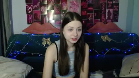 Snapshot of milanaroz chatting on January 2025 05:53:01 AM milanaroz online show from January 2025 05:53:01 AM