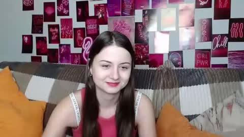 Snapshot of milanaroz chatting on February 2025 01:51:02 PM milanaroz online show from February 2025 01:51:02 PM