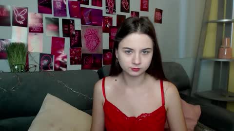 Snapshot of milanaroz chatting on September 2025 04:45:01 AM milanaroz online show from September 2025 04:45:01 AM
