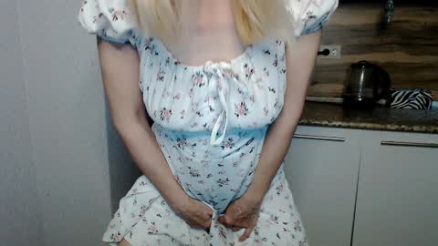 Snapshot of milanav chatting on January 2025 01:16:02 AM Milena online show from January 2025 01:16:02 AM