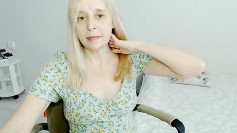 Snapshot of milanav chatting on January 2025 07:36:01 AM Milena online show from January 2025 07:36:01 AM