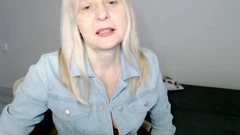 Snapshot of milanav chatting on February 2025 07:56:02 AM Milena online show from February 2025 07:56:02 AM