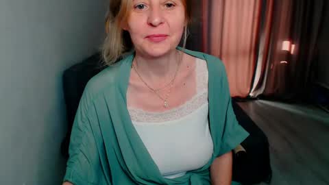 Snapshot of milanav chatting on May 2026 04:30:02 AM Milena online show from May 2026 04:30:02 AM