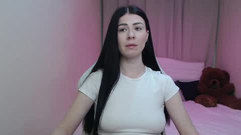 Snapshot of milasecretsss chatting on April 2026 12:07:02 PM milasecretsss online show from April 2026 12:07:02 PM