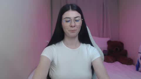 Snapshot of milasecretsss chatting on May 2026 11:59:02 AM milasecretsss online show from May 2026 11:59:02 AM