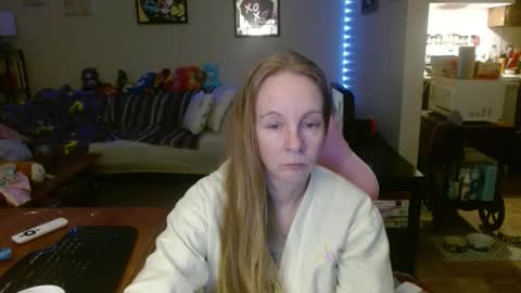 Mila online show from February 2026 01:29:01 PM