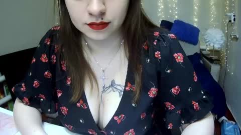 Snapshot of milaxcute chatting on May 2026 08:23:02 AM Milaxcute online show from May 2026 08:23:02 AM