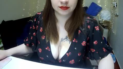 Snapshot of milaxcute chatting on May 2026 07:37:01 AM Milaxcute online show from May 2026 07:37:01 AM