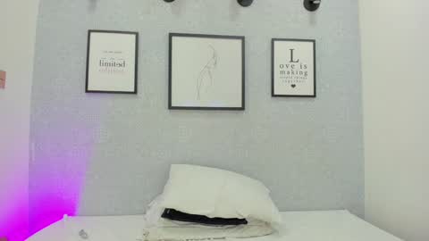 Milena  online show from January 2025 06:20:02 AM