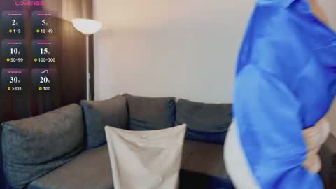 Snapshot of milena_whity chatting on June 2026 05:49:01 AM Milena online show from June 2026 05:49:01 AM