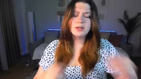Snapshot of milenafiery chatting on July 2026 06:14:02 PM milenafiery online show from July 2026 06:14:02 PM