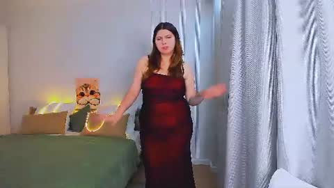 Snapshot of milenafiery chatting on July 2026 05:00:02 AM milenafiery online show from July 2026 05:00:02 AM
