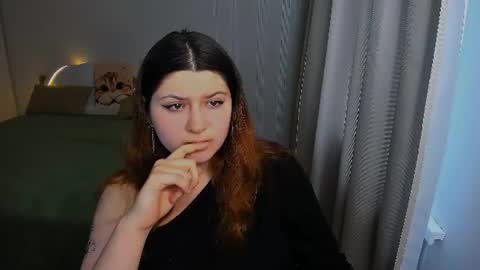Snapshot of milenafiery chatting on July 2026 10:33:01 AM milenafiery online show from July 2026 10:33:01 AM