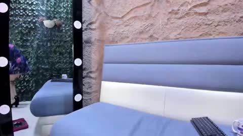 Milena online show from January 2026 07:29:01 PM