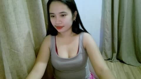 miletera online show from November 2025 09:48:02 PM