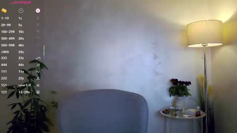 Snapshot of miley_me chatting on July 2026 06:38:01 AM M online show from July 2026 06:38:01 AM