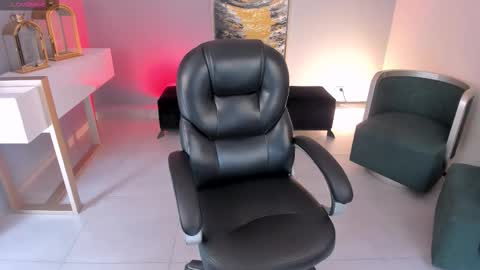 Miley Cruz  IG miley model23 online show from October 2025 03:46:02 PM