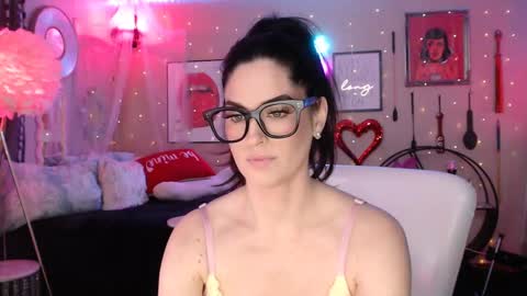 Milf Lacey online show from February 2025 03:40:01 AM