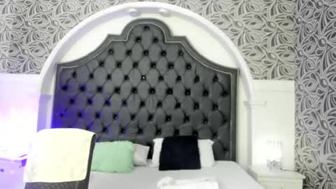 milf_march online show from April 2026 11:12:01 AM