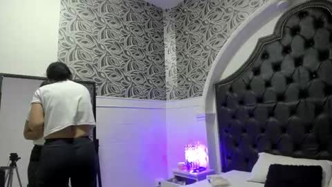 milf_march online show from April 2026 11:20:01 AM