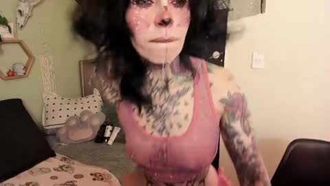 Snapshot of milf_onlyseduction chatting on May 2026 01:48:02 PM Isabella online show from May 2026 01:48:02 PM