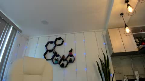 Snapshot of milfashley chatting on January 2025 01:19:01 PM ASHLEY online show from January 2025 01:19:01 PM