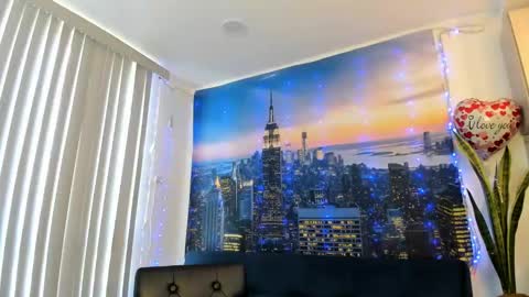 Snapshot of milfashley chatting on February 2025 01:27:01 PM ASHLEY online show from February 2025 01:27:01 PM