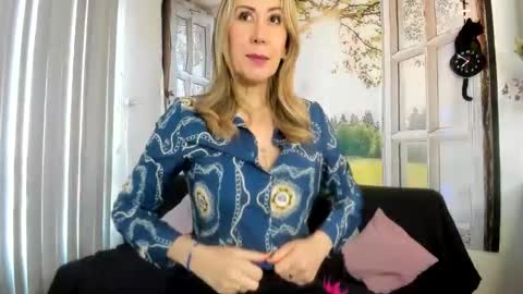 Snapshot of milfashley chatting on March 2026 12:53:02 PM ASHLEY online show from March 2026 12:53:02 PM