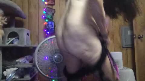 Snapshot of milfmichelle69 chatting on May 2026 07:21:02 PM milfmichelle69 online show from May 2026 07:21:02 PM