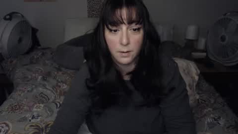 Snapshot of milfmonee chatting on May 2026 01:26:01 PM MILF Monee online show from May 2026 01:26:01 PM