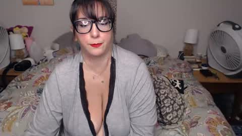 MILF Monee online show from July 2026 12:03:01 AM
