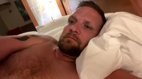 Snapshot of milfsmash chatting on October 2025 03:31:02 AM milfsmash online show from October 2025 03:31:02 AM