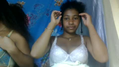 Snapshot of milinasy chatting on June 2026 06:56:02 PM milinasy online show from June 2026 06:56:02 PM