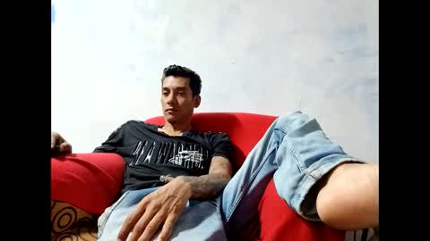 Snapshot of milkhammer chatting on December 2024 09:33:02 PM Hammer online show from December 2024 09:33:02 PM