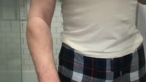 Snapshot of milkitdaddy chatting on December 2024 02:56:02 AM milkitdaddy online show from December 2024 02:56:02 AM