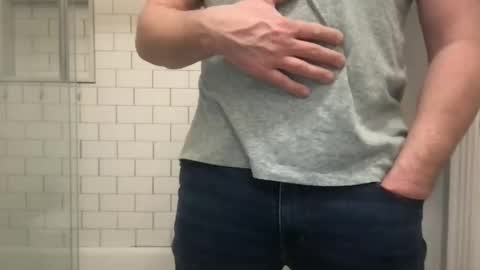 Snapshot of milkitdaddy chatting on December 2024 03:27:02 AM milkitdaddy online show from December 2024 03:27:02 AM