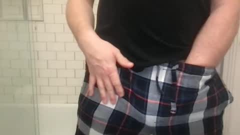 Snapshot of milkitdaddy chatting on January 2025 04:52:02 AM milkitdaddy online show from January 2025 04:52:02 AM